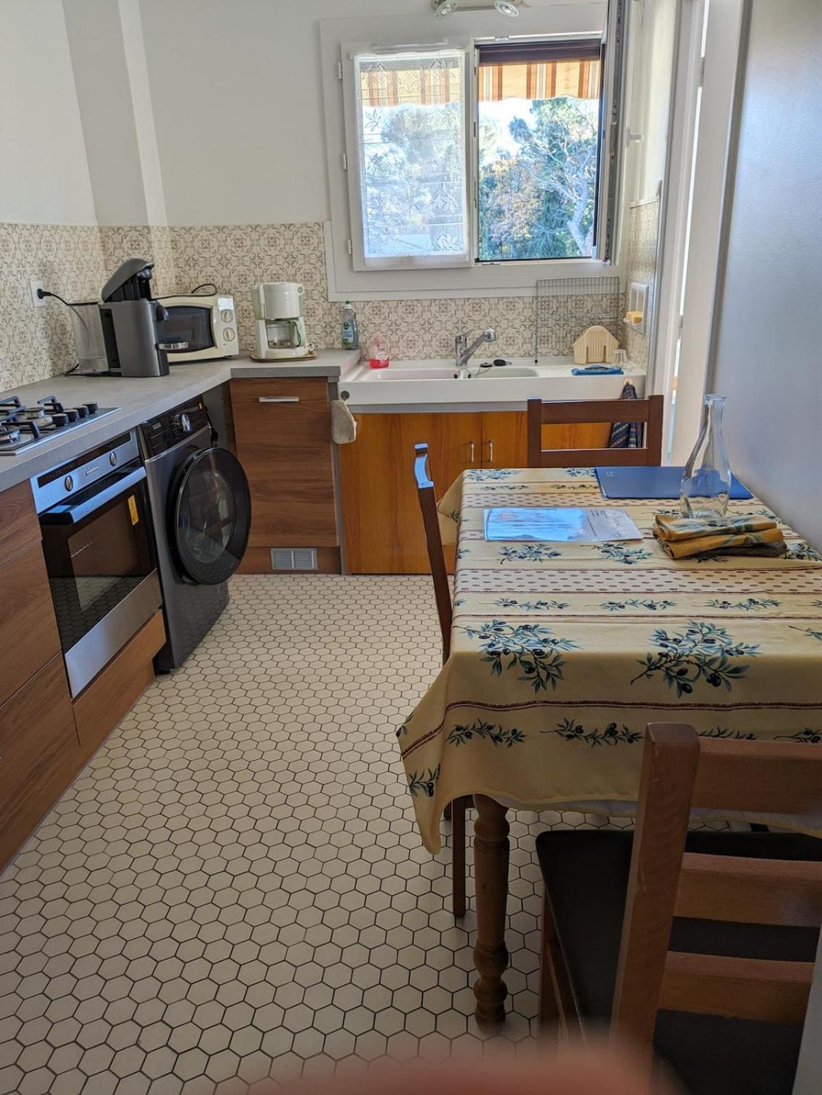 Appartement Spacieux Et Calme Saint-Raphaël Kültér fotó