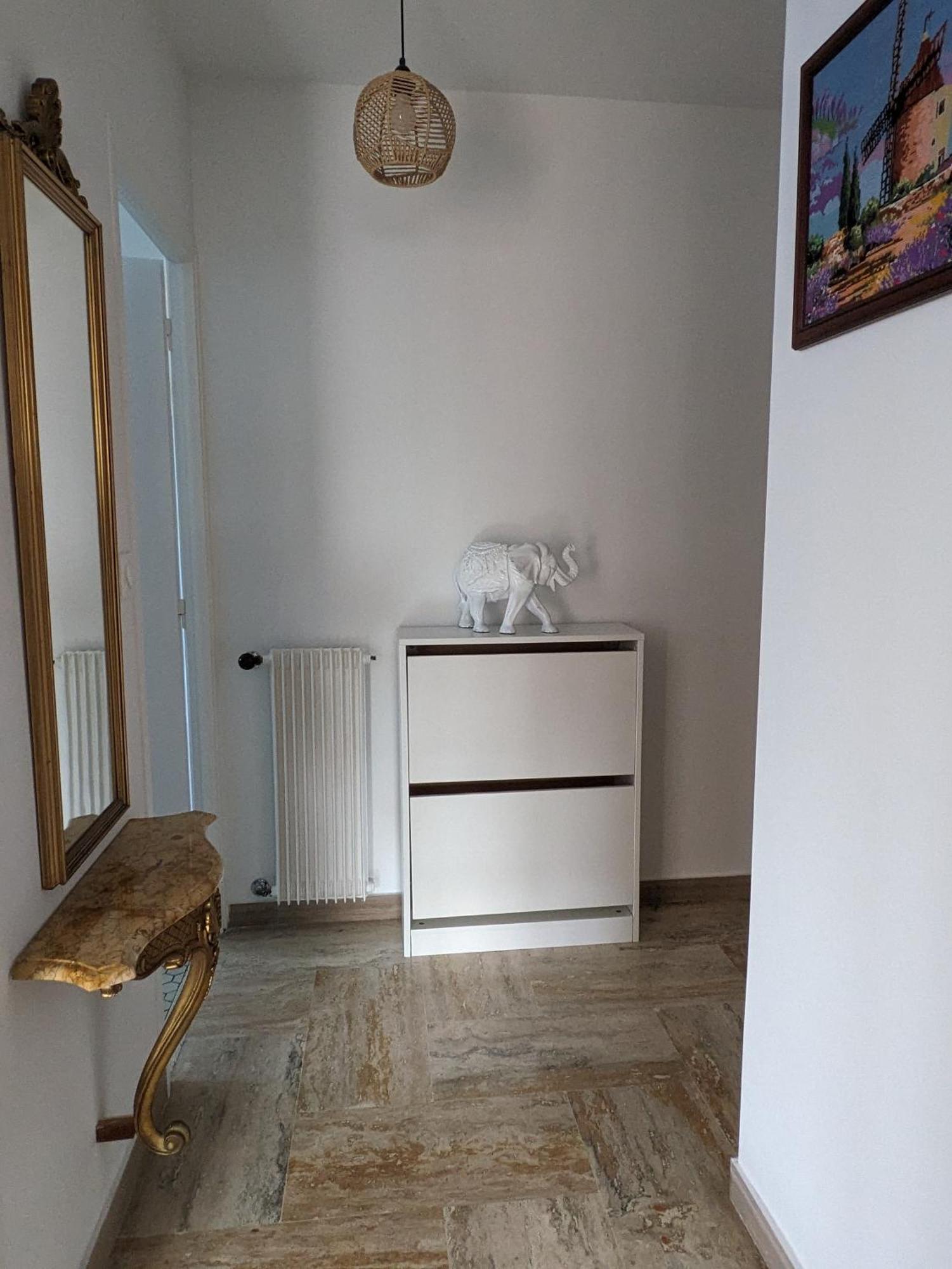 Appartement Spacieux Et Calme Saint-Raphaël Kültér fotó
